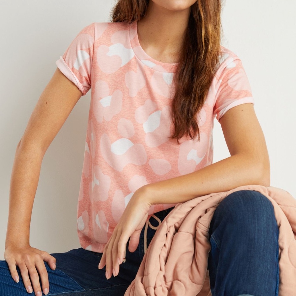 NWT- Sol Angeles x Anthropologie Peachy Leopard Print Tee Size Medium